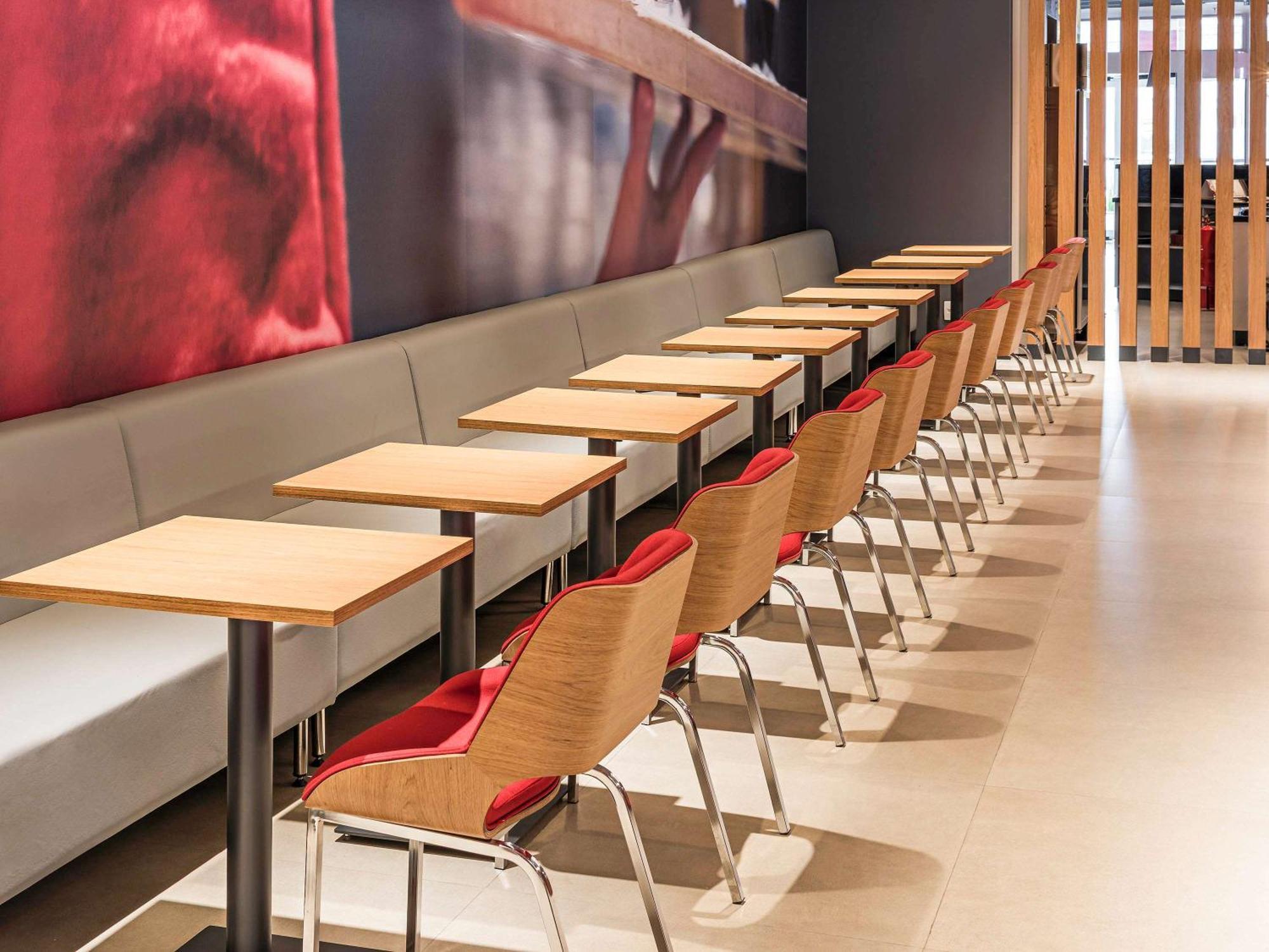 Ibis Chapeco Hotell Exteriör bild
