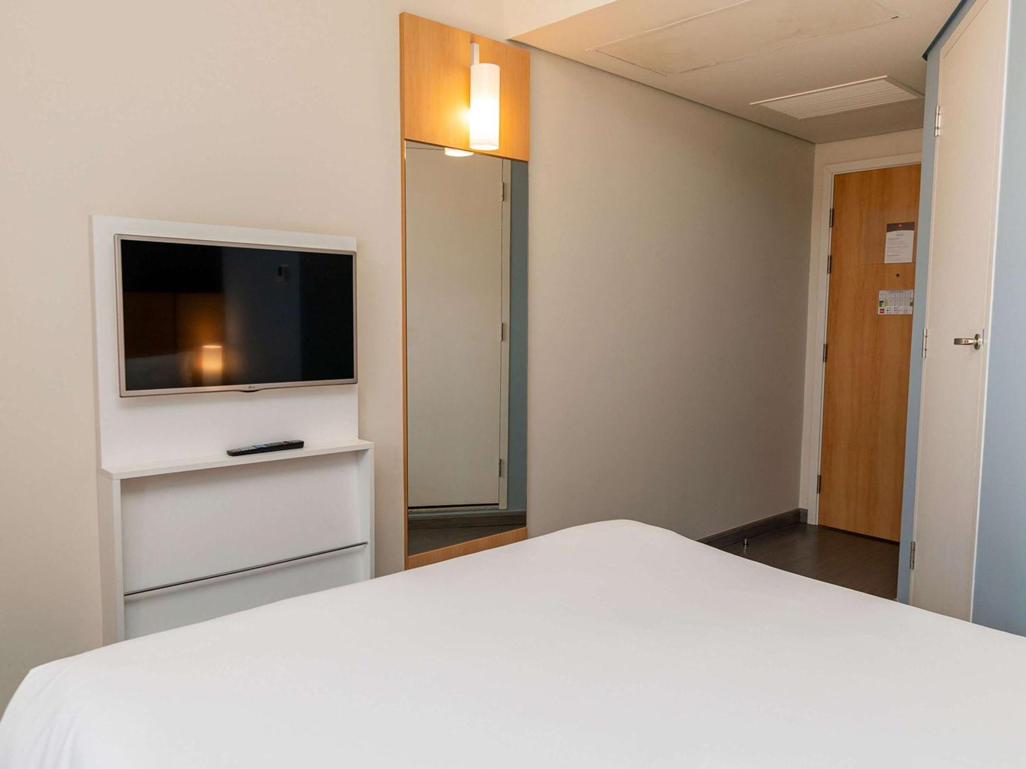 Ibis Chapeco Hotell Exteriör bild