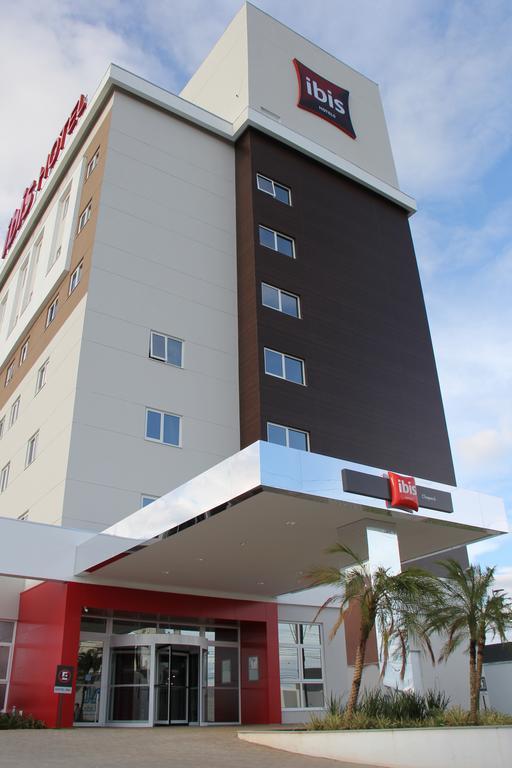 Ibis Chapeco Hotell Exteriör bild