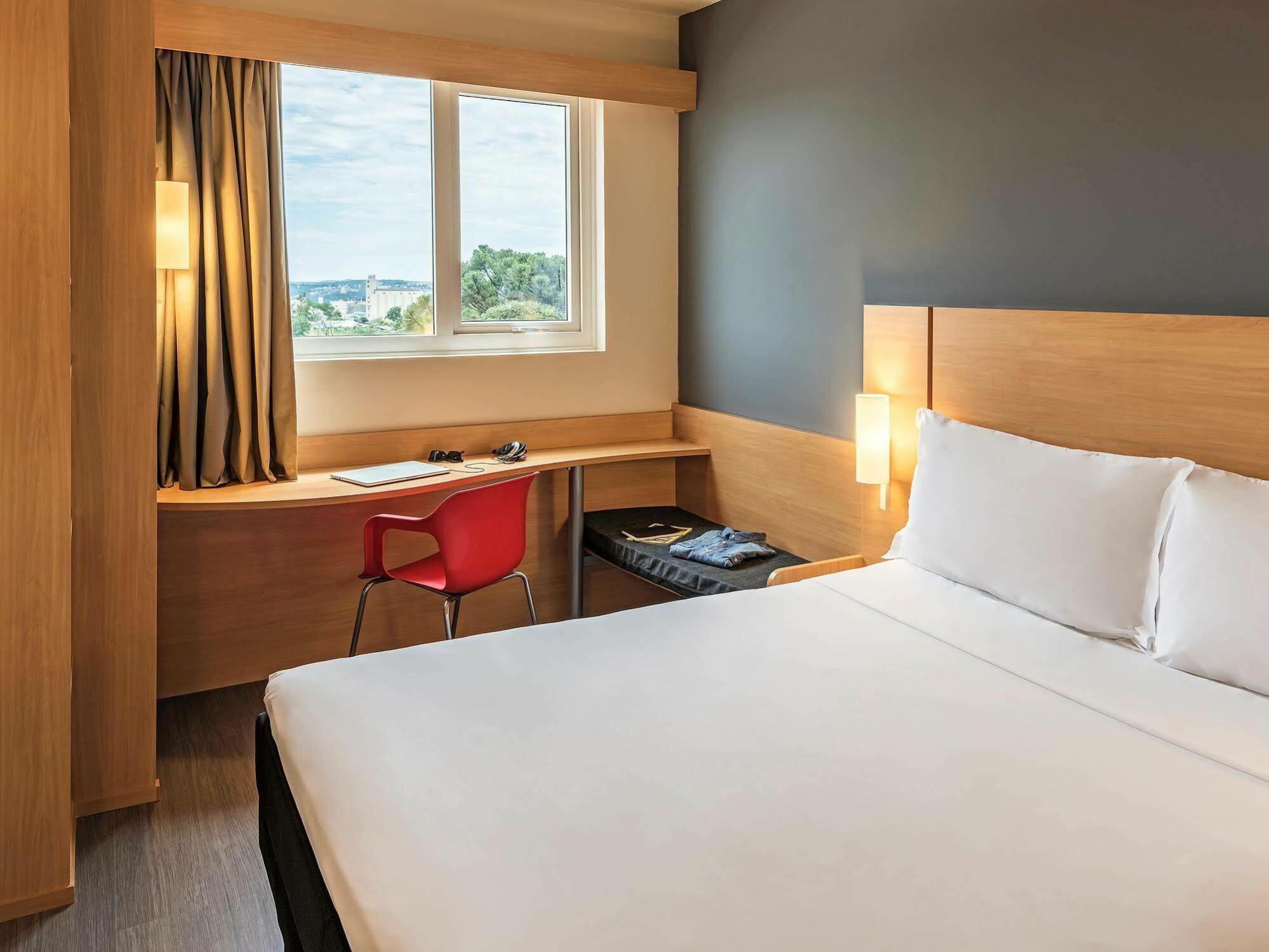 Ibis Chapeco Hotell Exteriör bild